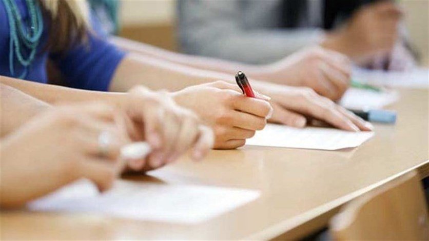 إسحاق: العام الدراسي المقبل تجريبي... والشهادة المتوسطة باقية