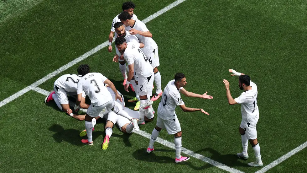 هدف عكسي يحرم مصر النقاط الثلاث في كأس العالم