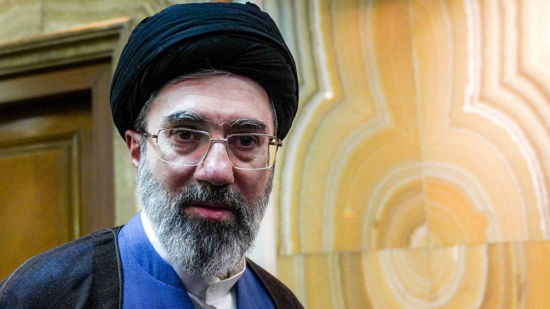 أبرزهم رئيس هيئة الأركان... خامنئي يعيّن قادة عسكريين جدد
