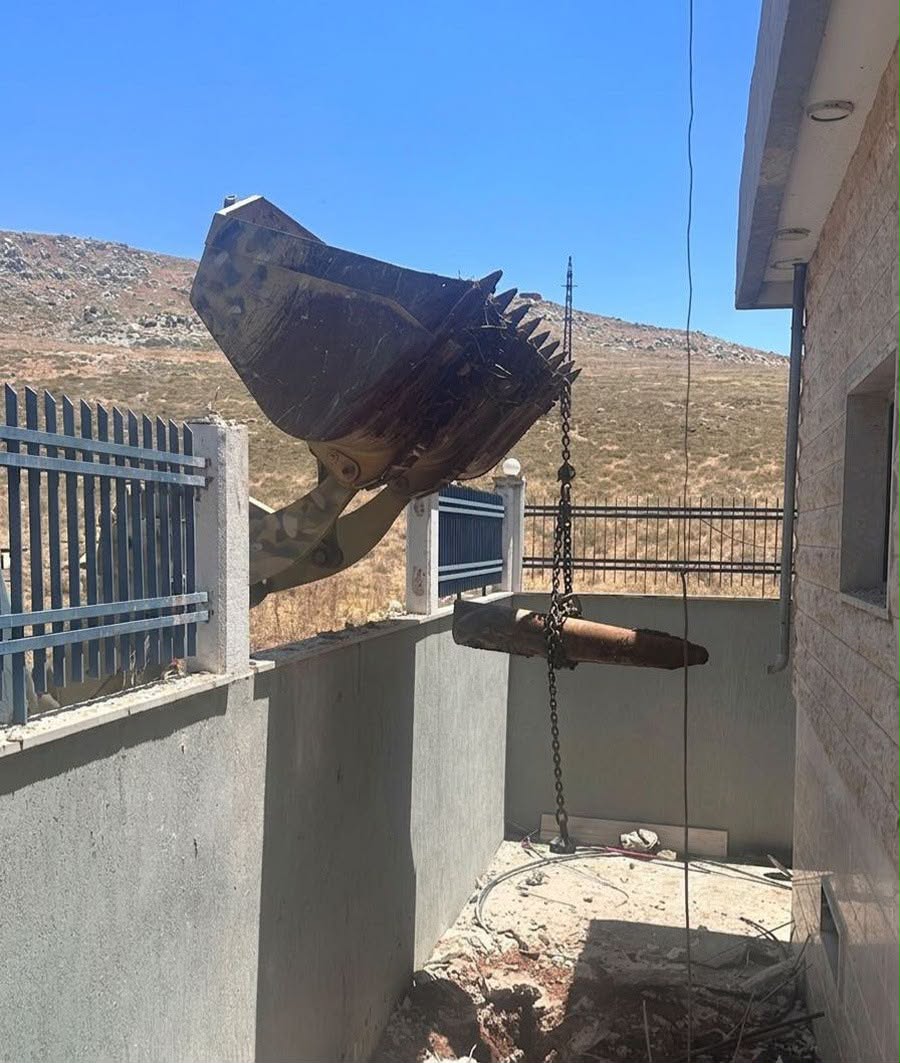 Army: Defusing a bomb in Ebel al-Saqi