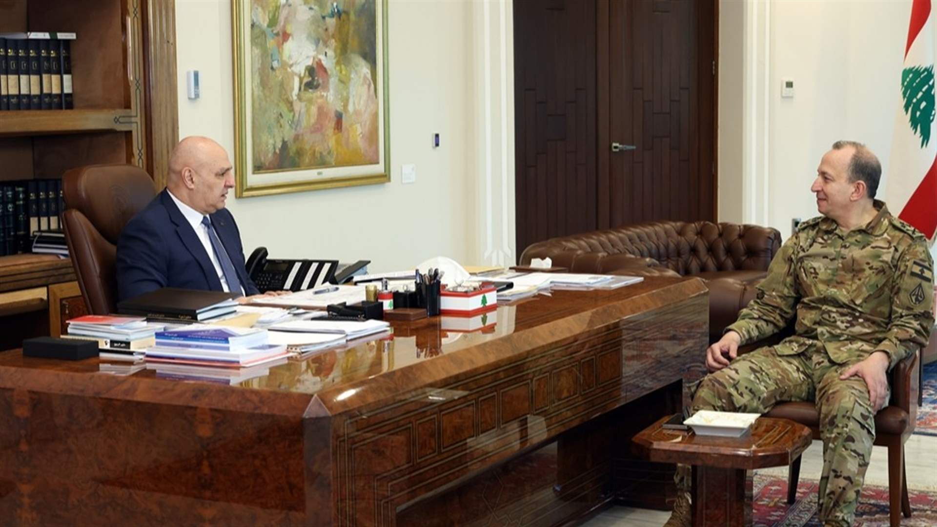 عون وهيكل يستعرضان الإجراءات الأمنية في بيروت وبقية المناطق اللبنانية