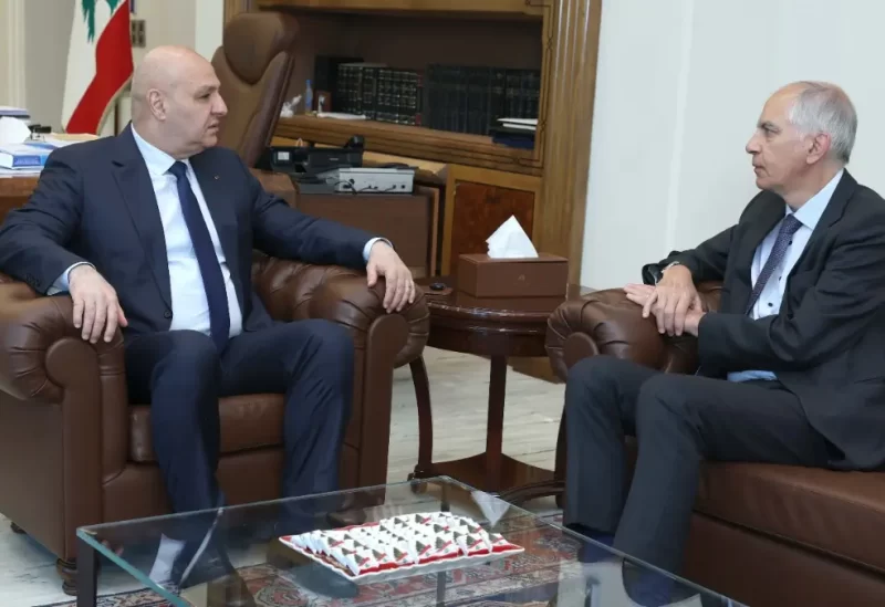 عون يبحث التطورات ويعزي فنزويلا بضحايا الزلزالين