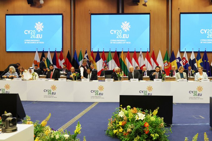 لبنان ليس ورقة تفاوض.. والجيش الضمانة الوحيدة للوحدة الوطنية