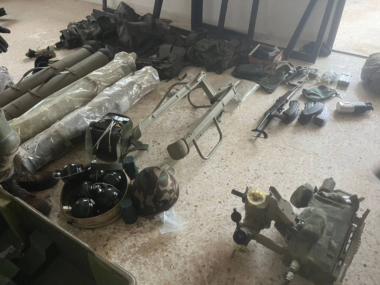 وصلوا من البقاع.... الجيش الإسرائيلي يعلن اعتقال عناصر من "الحزب"