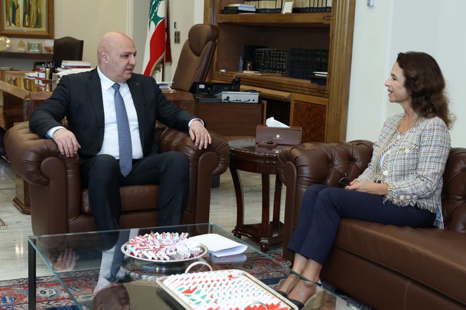 وزيرة السياحة عرضت مع عون نتائج زيارته إلى واشنطن