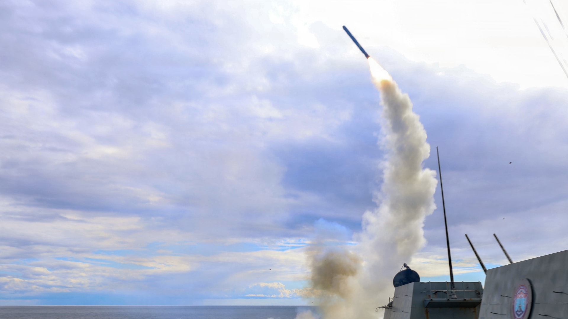 الرابع منذ بدء الحرب... الناتو يعلن اعتراض صاروخ إيراني باتجاه تركيا"