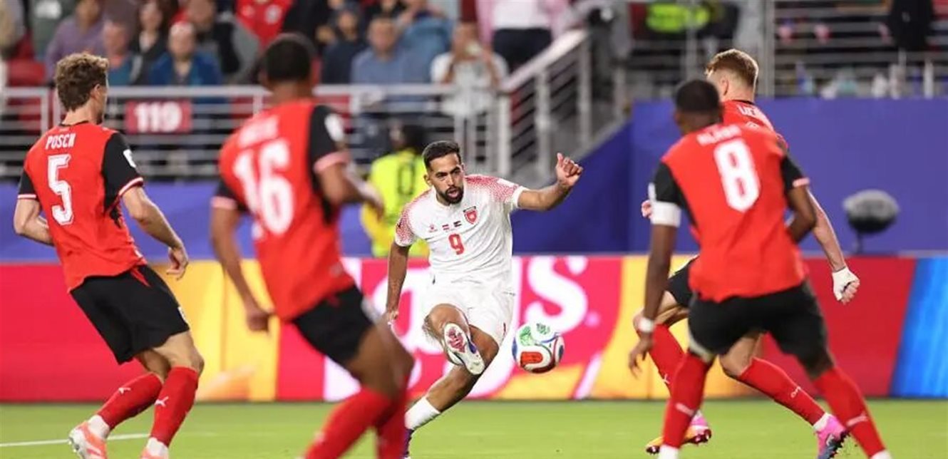 Austria achieves its first victory in the World Cup