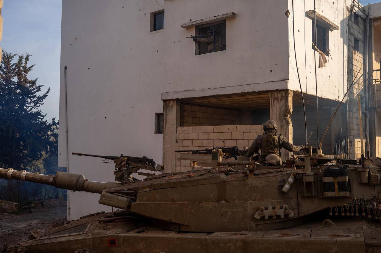 إسرائيل تعلن اغتيال مسؤول في «فيلق القدس» بإيران وتواصل عملياتها جنوب لبنان