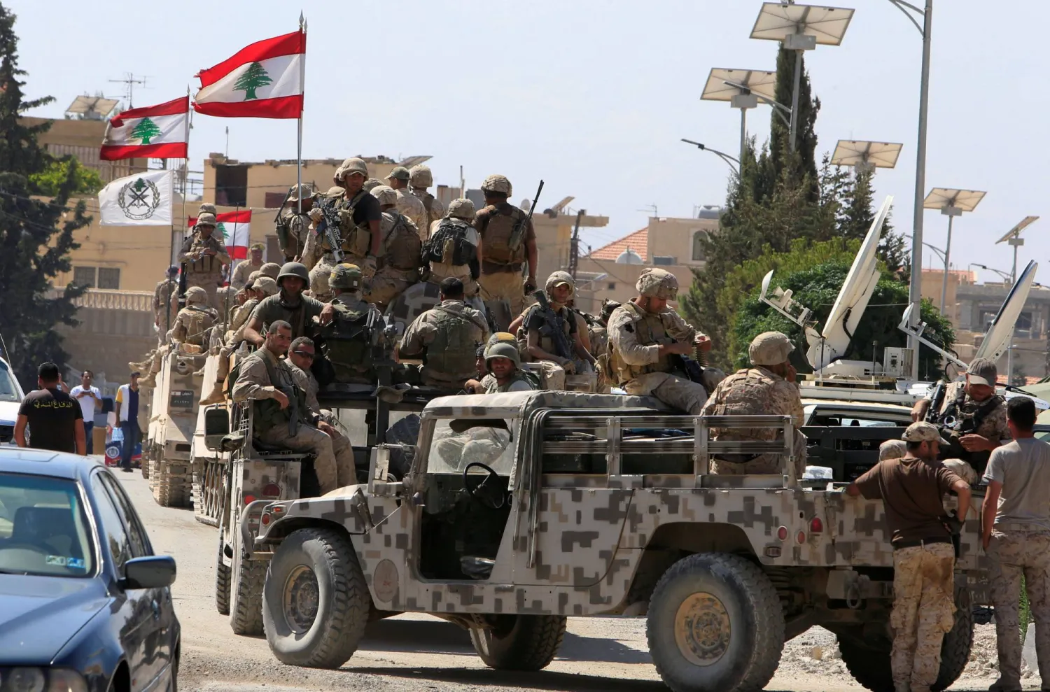 الجيش ينفذ مهماته في المناطق المتضررة من العدوان الإسرائيلي