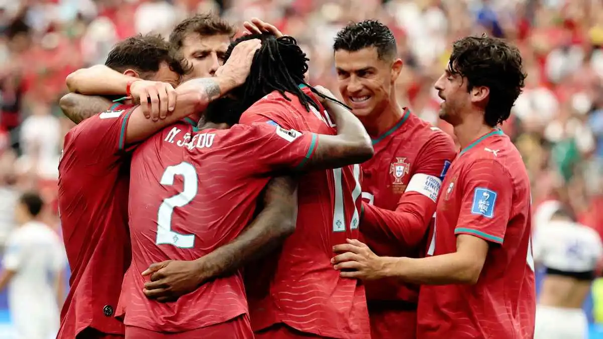منتخب البرتغال يكتسح أوزبكستان