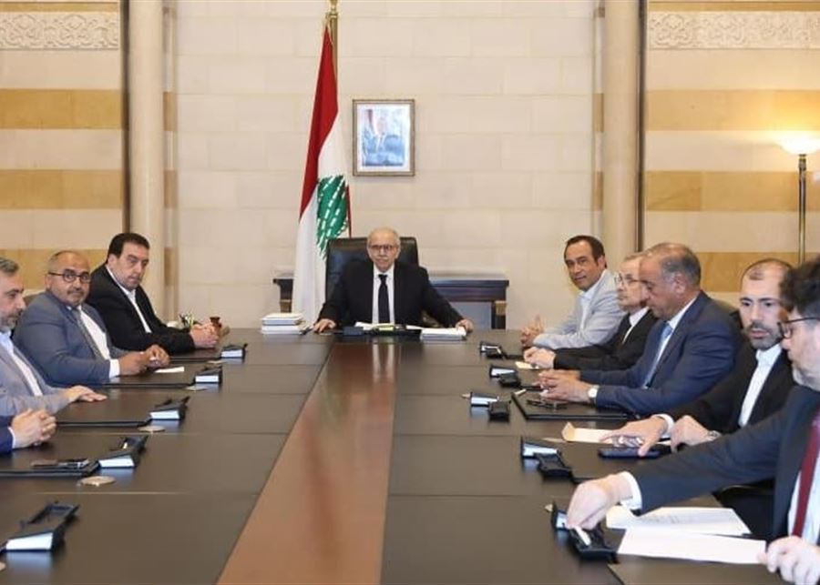 سلام بحث إقتراح قانون العفو مع عدد من النواب