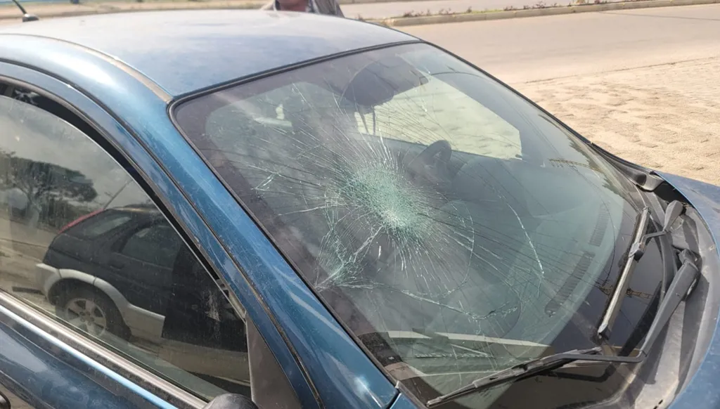 في دبين... اتهام بالعمالة وإعتداء على صحافيين