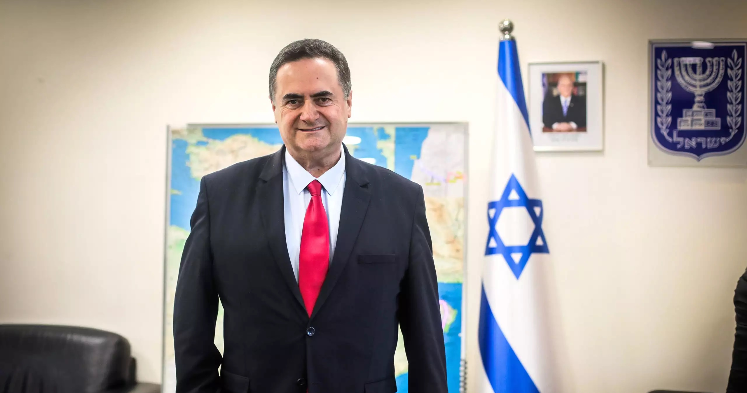 بقوة… كاتس يوجّه بمواصلة استهداف البنية التحتية الإيرانية