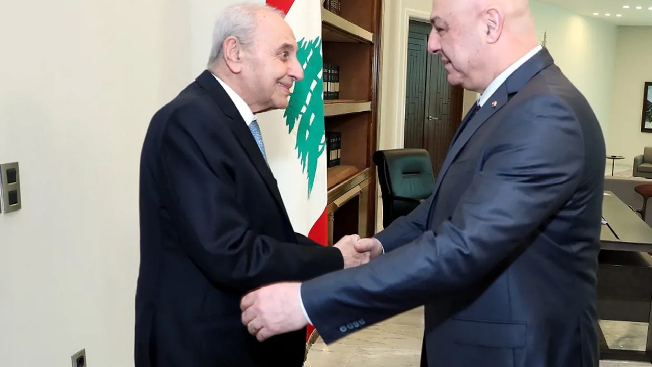 اتصالات عون–بري: سيناريوهات محتملة لأزمة السفير المطرود